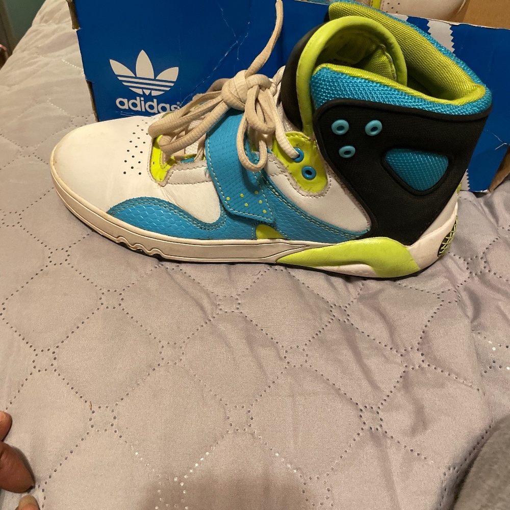 Shoes